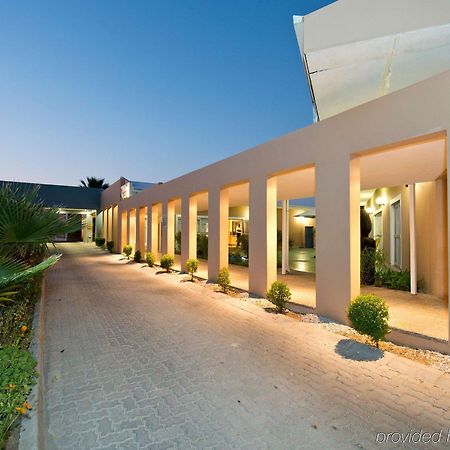 Protea Hotel By Marriott Ondangwa Dış mekan fotoğraf