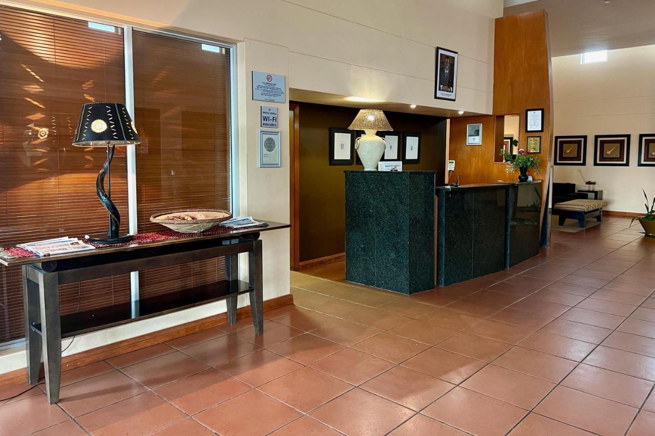 Protea Hotel By Marriott Ondangwa Dış mekan fotoğraf