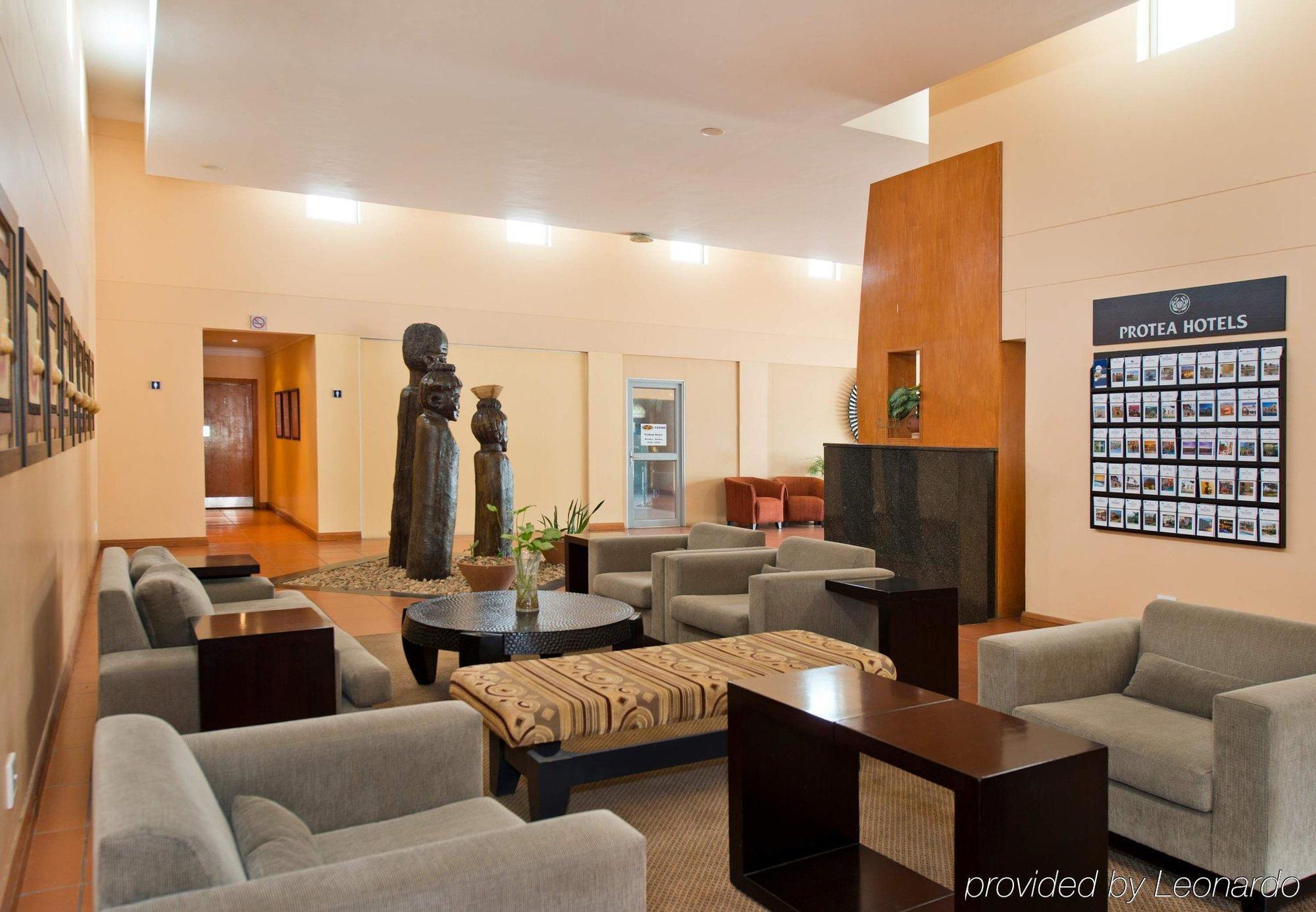 Protea Hotel By Marriott Ondangwa Dış mekan fotoğraf