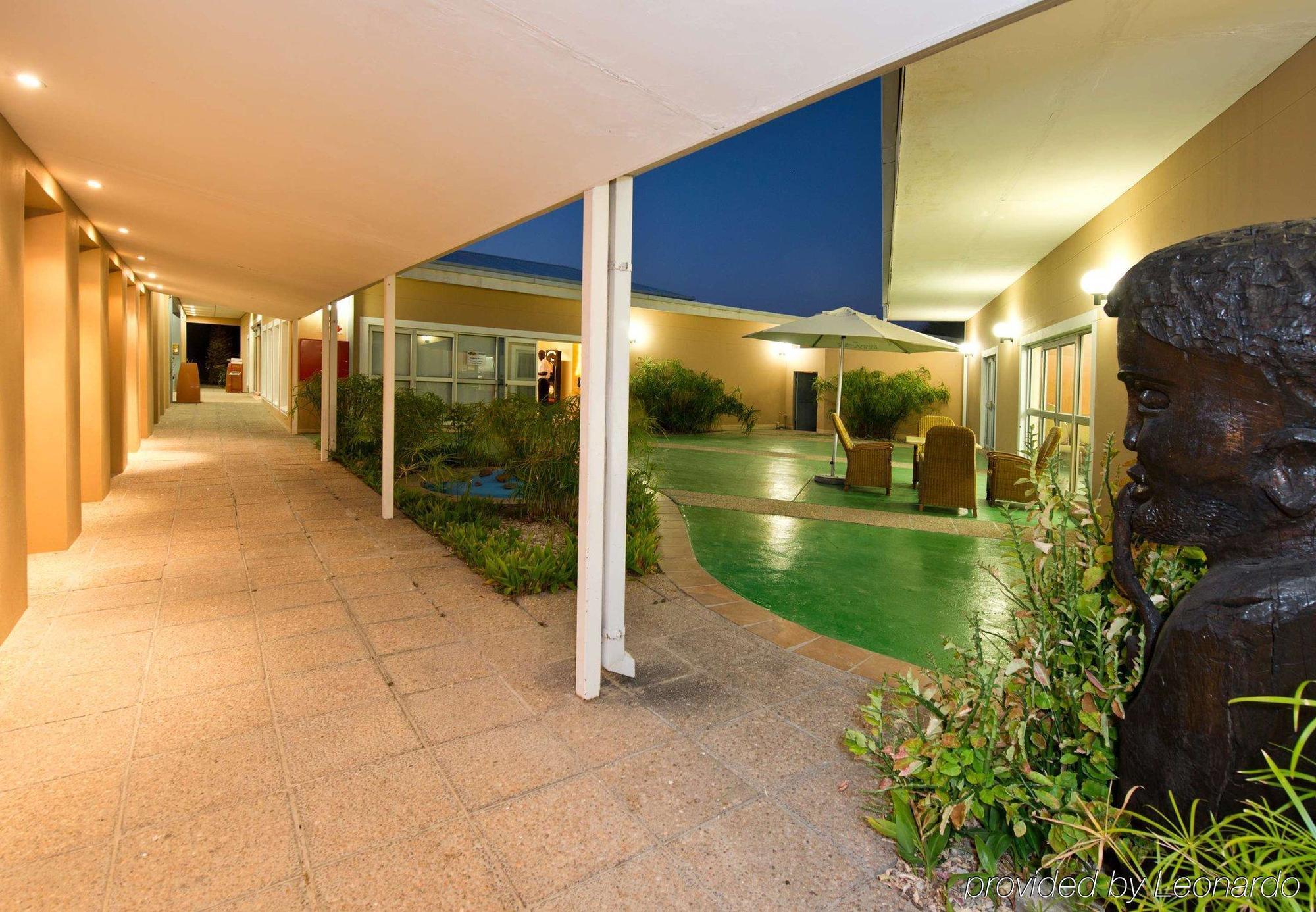 Protea Hotel By Marriott Ondangwa Dış mekan fotoğraf