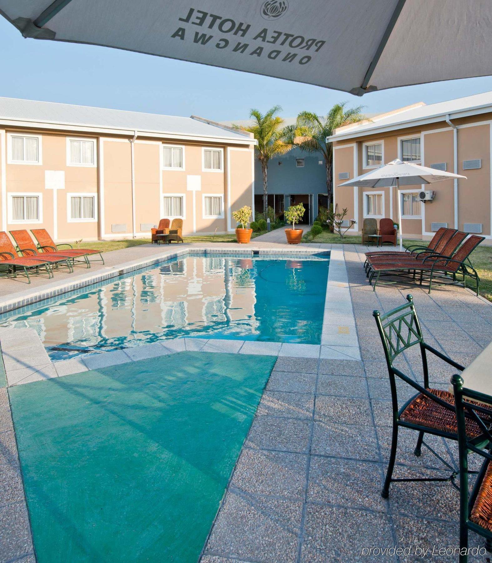 Protea Hotel By Marriott Ondangwa Dış mekan fotoğraf