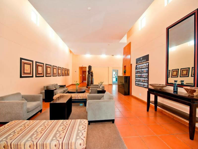 Protea Hotel By Marriott Ondangwa Dış mekan fotoğraf