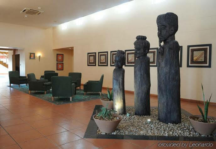 Protea Hotel By Marriott Ondangwa Dış mekan fotoğraf